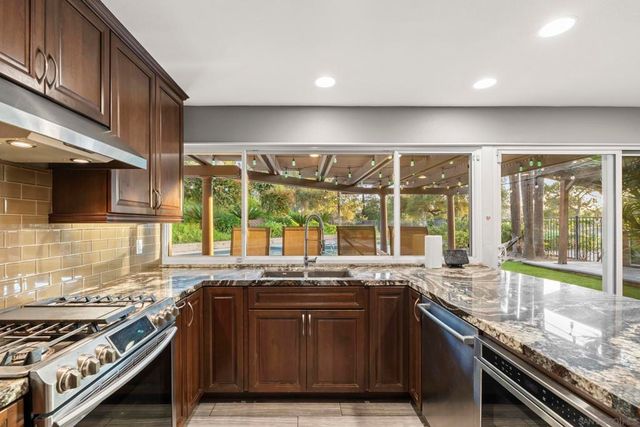 12429 Damasco Ct, San Diego, CA 92128
