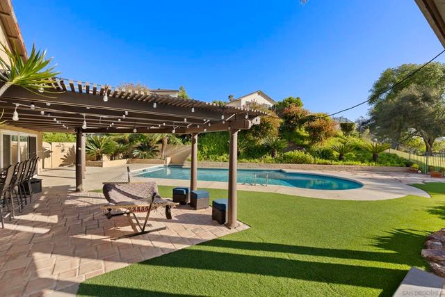 12429 Damasco Ct, San Diego, CA 92128