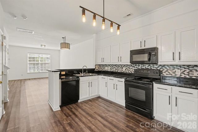 4759 Stoney Branch Drive, Charlotte, NC 28216