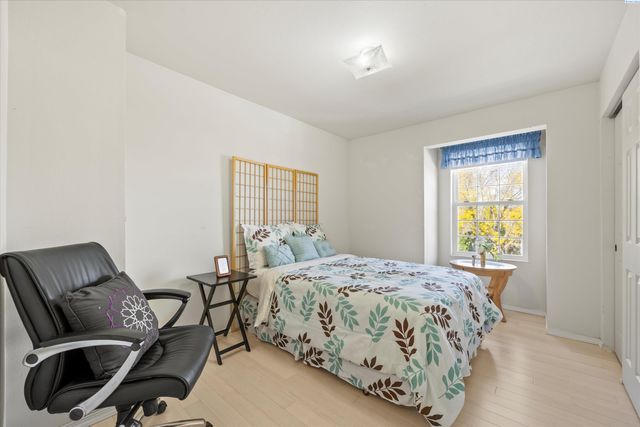 1617 W 24th Ave, Kennewick, WA 99337