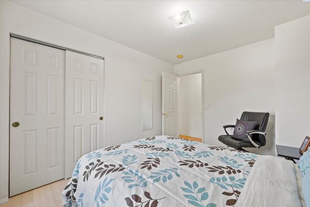 1617 W 24th Ave, Kennewick, WA 99337