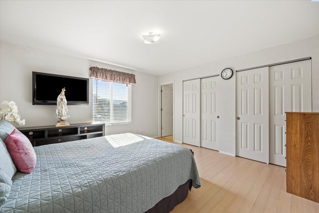 1617 W 24th Ave, Kennewick, WA 99337