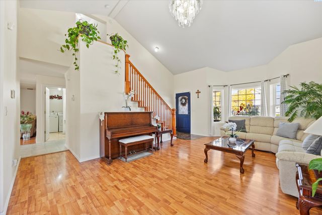 1617 W 24th Ave, Kennewick, WA 99337