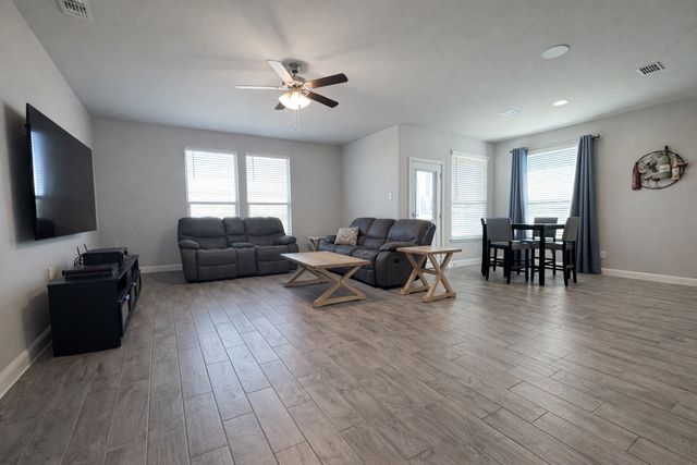 1373 Madeline Lane, Krum, TX 76249