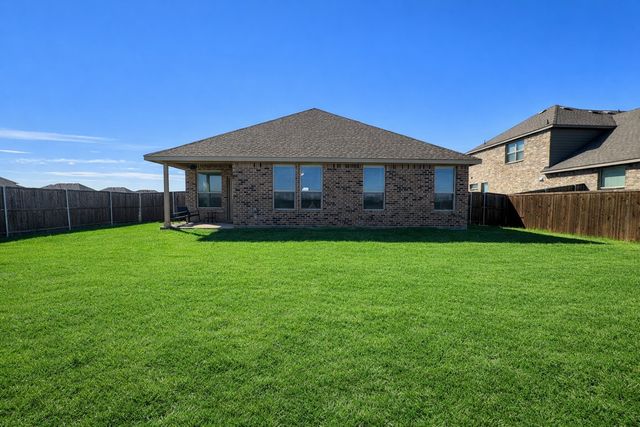 1373 Madeline Lane, Krum, TX 76249