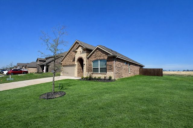 1373 Madeline Lane, Krum, TX 76249