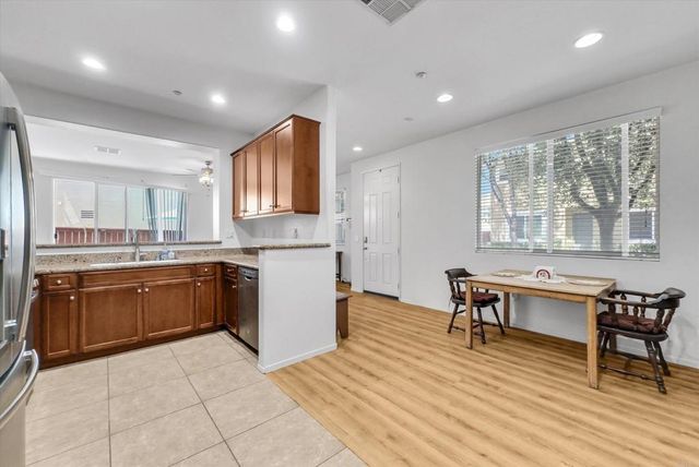 27571 Darrington Avenue 2, Murrieta, CA 92562
