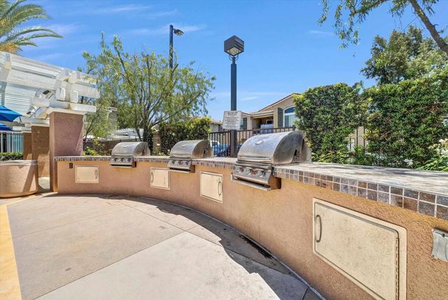 27571 Darrington Avenue 2, Murrieta, CA 92562