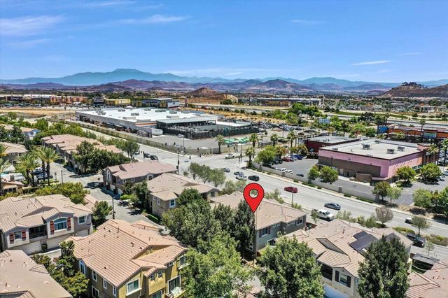 27571 Darrington Avenue 2, Murrieta, CA 92562