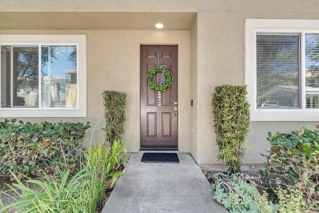 27571 Darrington Avenue 2, Murrieta, CA 92562