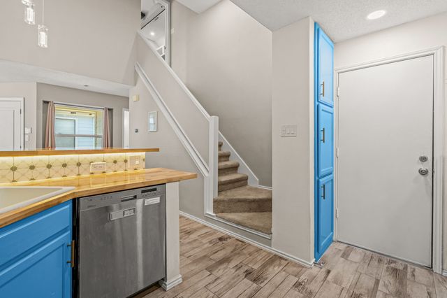 2054 Wanderlust Drive, Lewisville, TX 75067