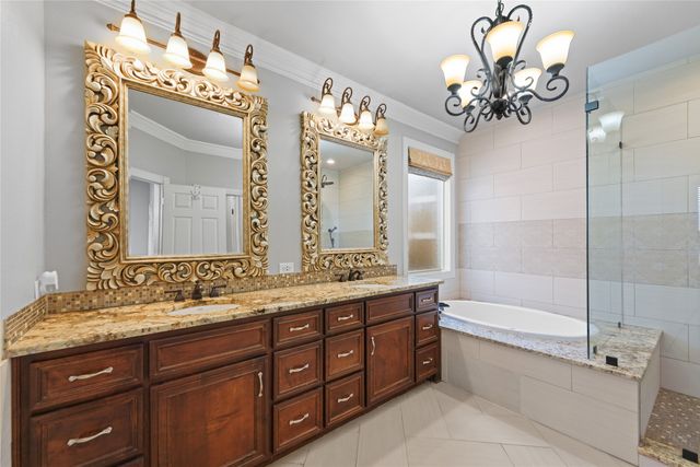 2011 Brianna Lane, Arlington, TX 76001