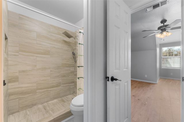 2011 Brianna Lane, Arlington, TX 76001