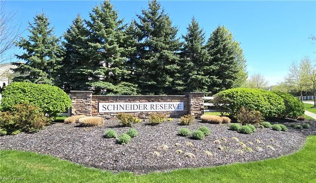 9286 Rainier Court, Strongsville, OH 44136