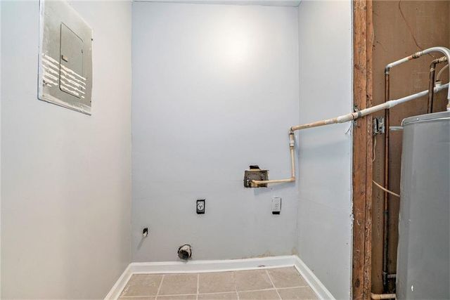 3918 S Creek Court, Stone Mountain, GA 30083