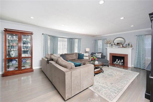 7457 3rd Street, Downey, CA 90241