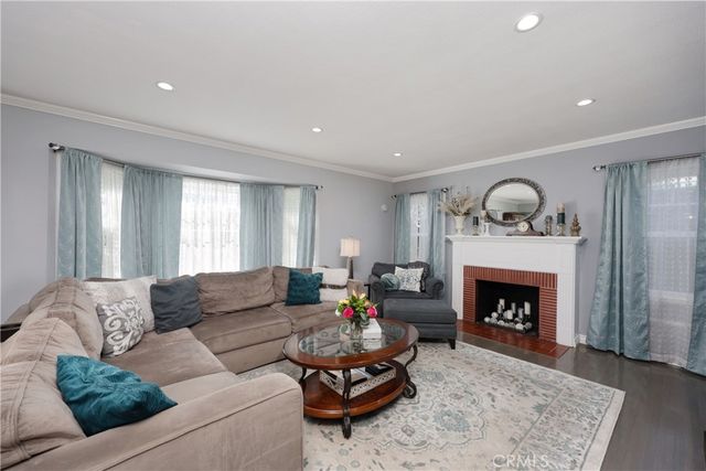 7457 3rd Street, Downey, CA 90241