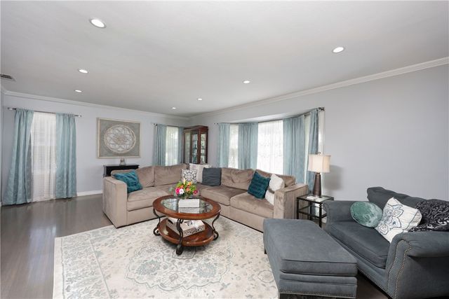 7457 3rd Street, Downey, CA 90241