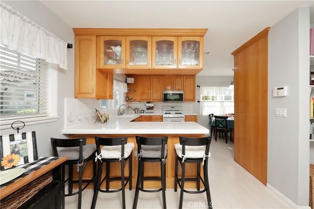 7457 3rd Street, Downey, CA 90241