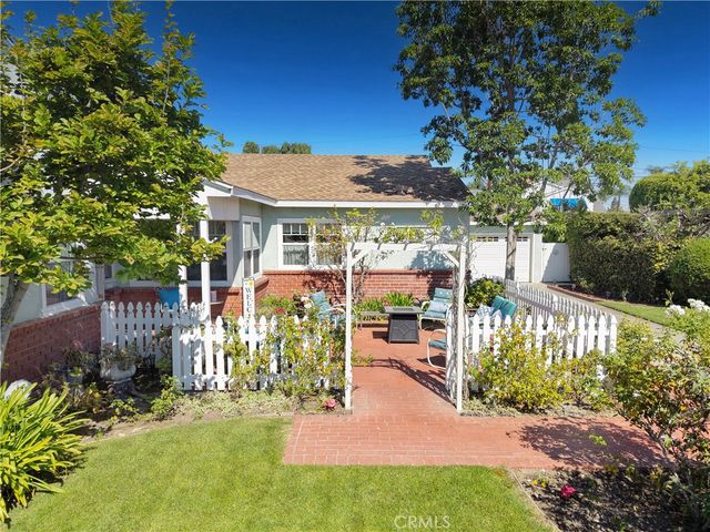 7457 3rd Street, Downey, CA 90241