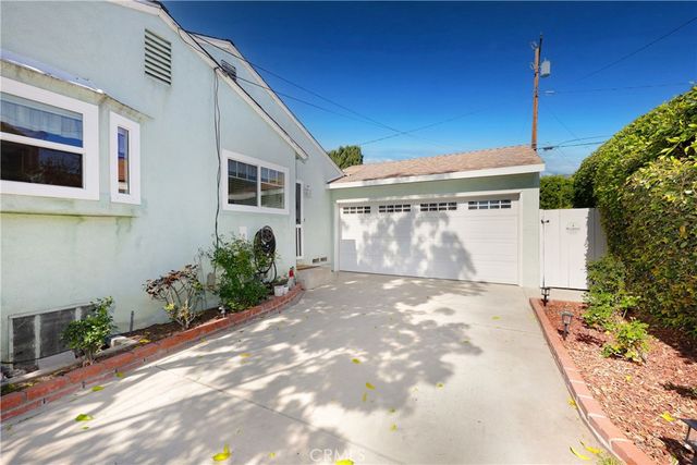 7457 3rd Street, Downey, CA 90241