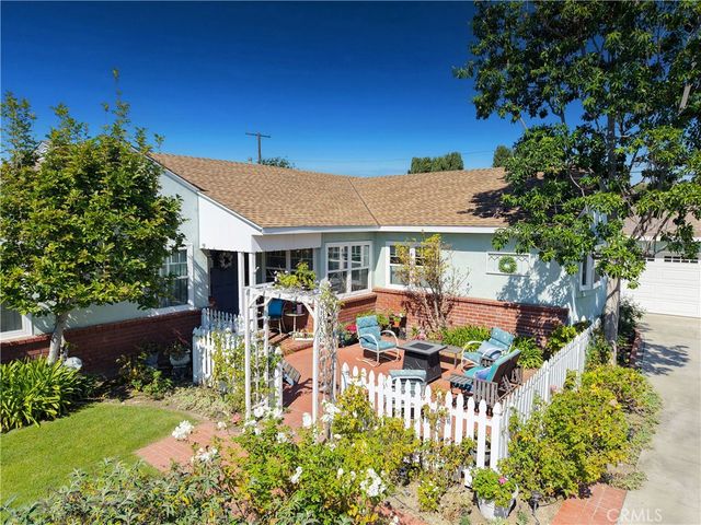 7457 3rd Street, Downey, CA 90241