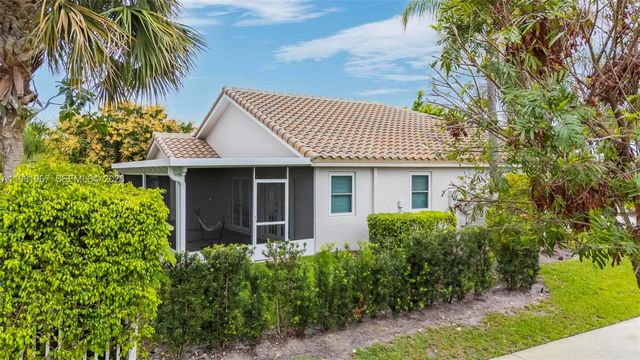 11030 Harbour Springs Cir 11030, Boca Raton, FL 33428