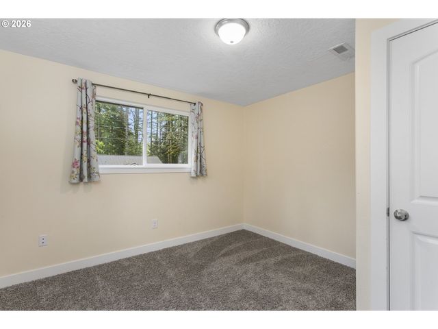 23575 E GUMJUWAC Rd, Brightwood, OR 97011