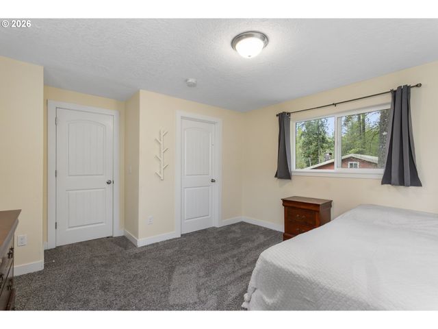 23575 E GUMJUWAC Rd, Brightwood, OR 97011