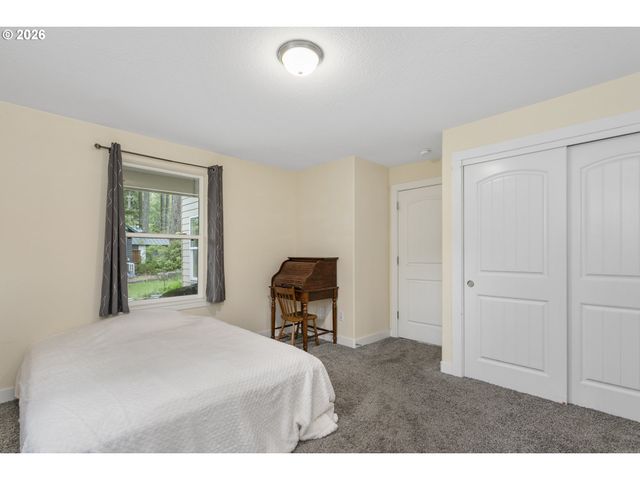23575 E GUMJUWAC Rd, Brightwood, OR 97011