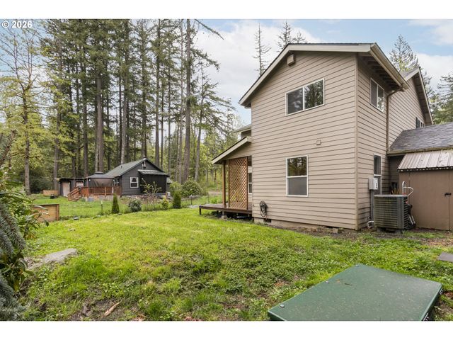 23575 E GUMJUWAC Rd, Brightwood, OR 97011