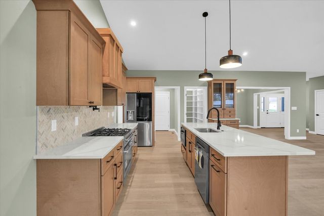 2902 Haydon Drive, Urbana, IL 61802