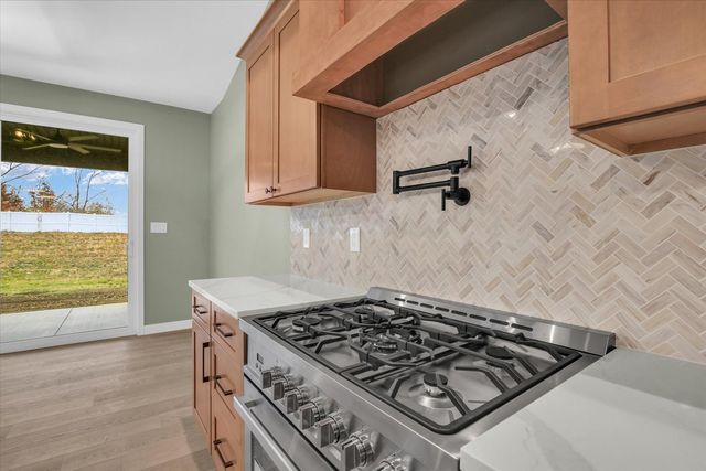 2902 Haydon Drive, Urbana, IL 61802