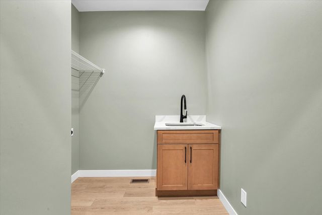 2902 Haydon Drive, Urbana, IL 61802