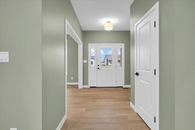 2902 Haydon Drive, Urbana, IL 61802