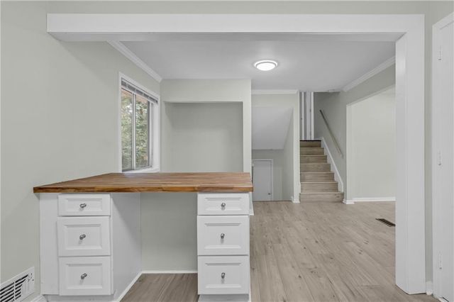 5809 Oakleaf Way, Stone Mountain, GA 30087