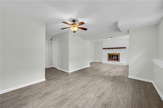 5809 Oakleaf Way, Stone Mountain, GA 30087