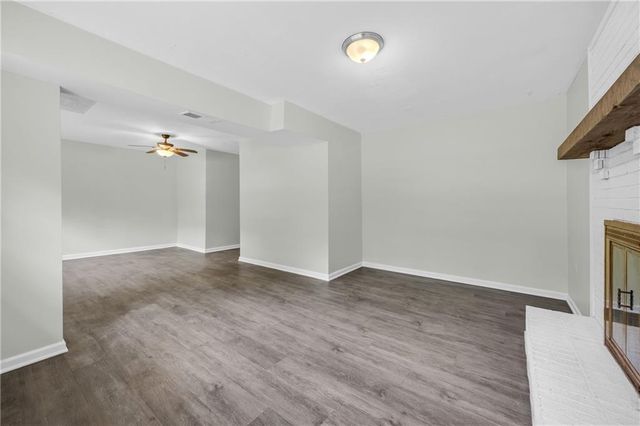 5809 Oakleaf Way, Stone Mountain, GA 30087