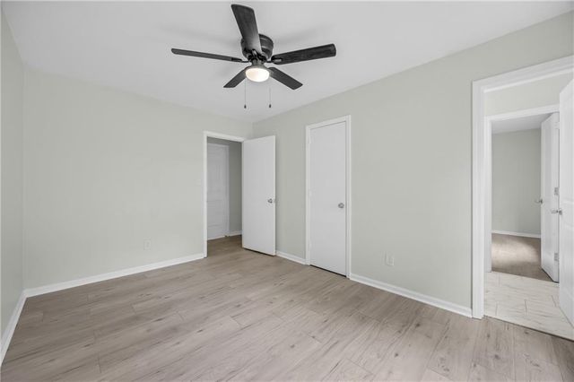 5809 Oakleaf Way, Stone Mountain, GA 30087