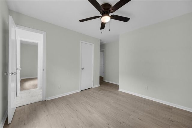 5809 Oakleaf Way, Stone Mountain, GA 30087