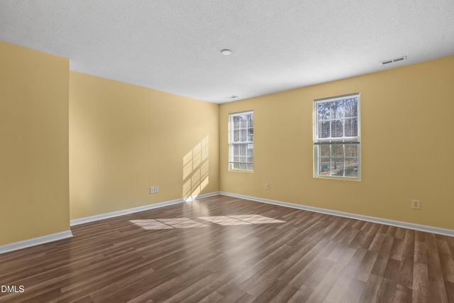 100 Henson Place, Apex, NC 27502