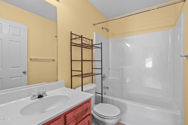 100 Henson Place, Apex, NC 27502