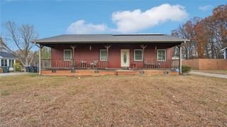 4102 Pineneedle Drive, Greensboro, NC 27405