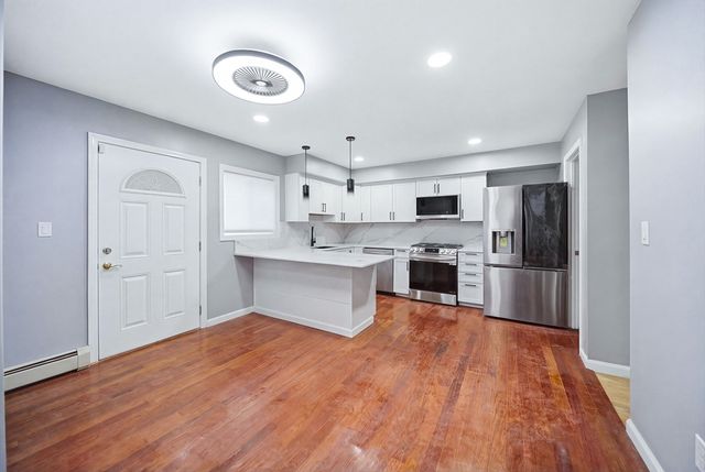 39 Hawthorne 39, Boston, MA 02119