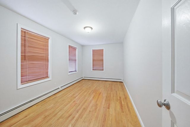 39 Hawthorne 39, Boston, MA 02119