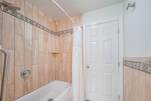 24314 Anderson Street, Huffman, TX 77336