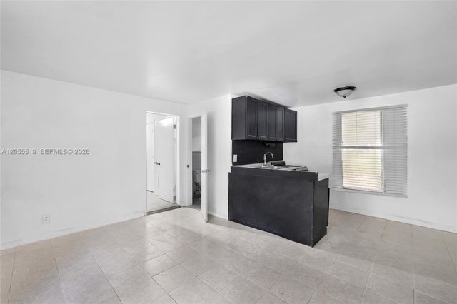 418 S 24th Ave, Hollywood, FL 33020