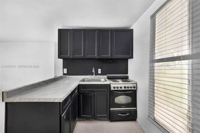 418 S 24th Ave, Hollywood, FL 33020