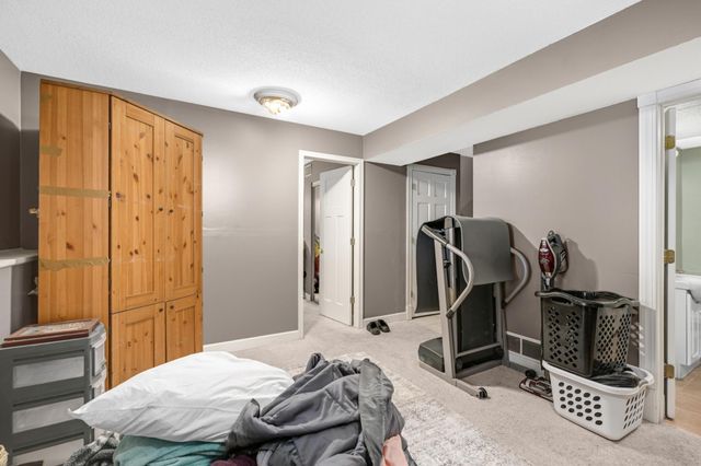 5482 Egan Drive, Savage, MN 55378