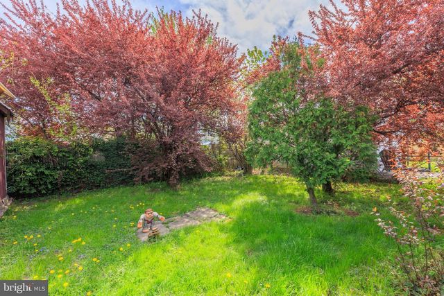 2405 BRUNSWICK RD, Baltimore, MD 21227
